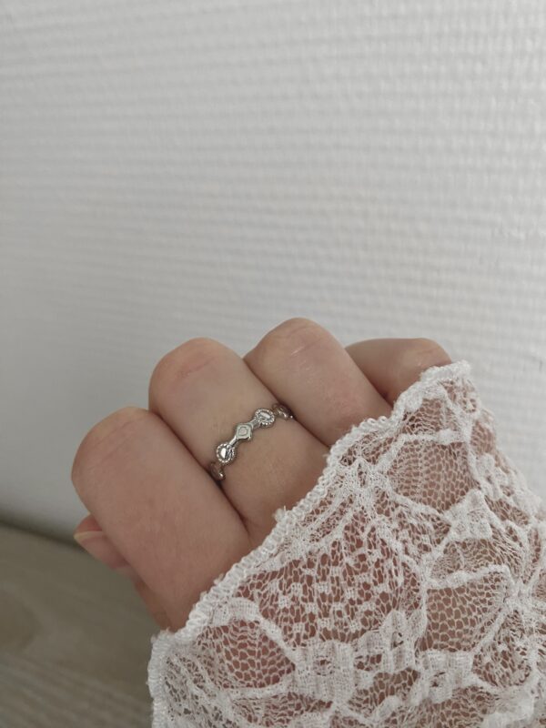 Ring 'Dainty'