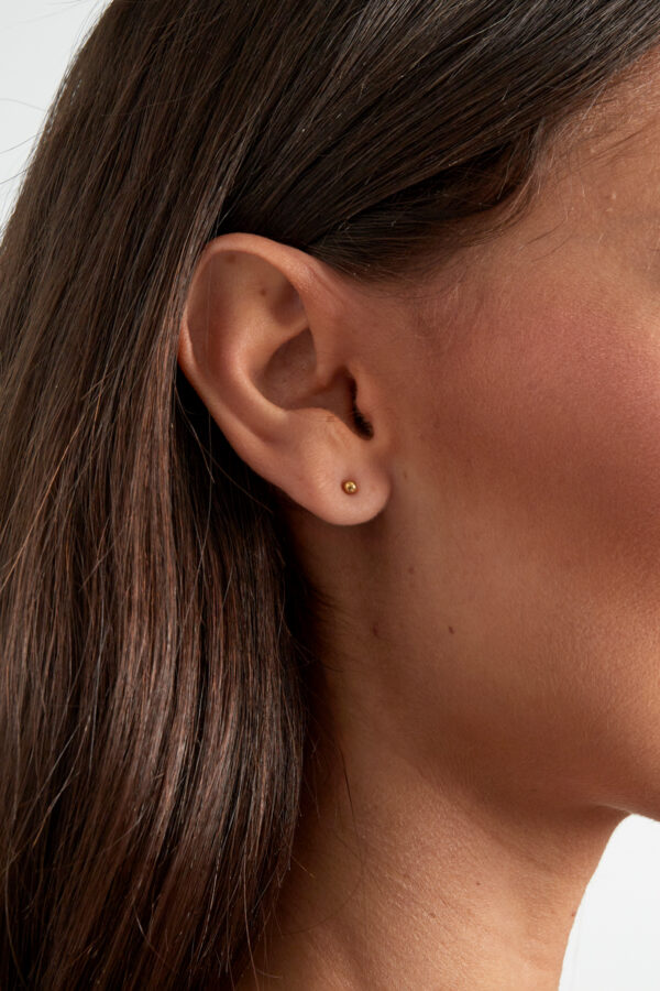 Earrings 'Dot studs'