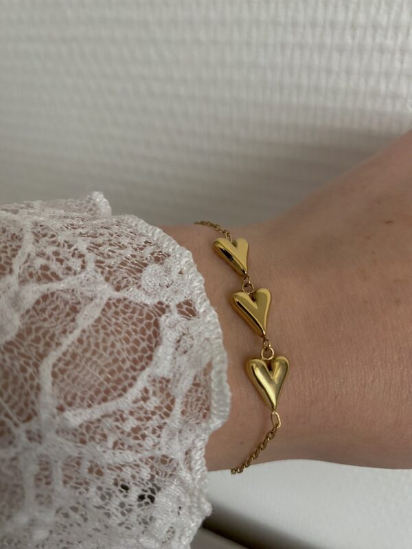 Bracelet 'Three little hearts'