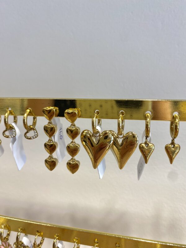 Earrings 'Loveable'
