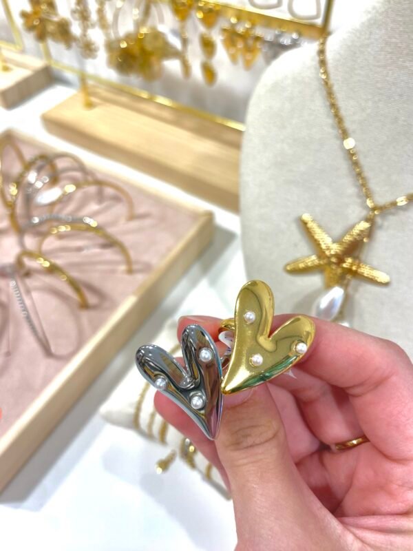 Ring 'Heart with pearls'